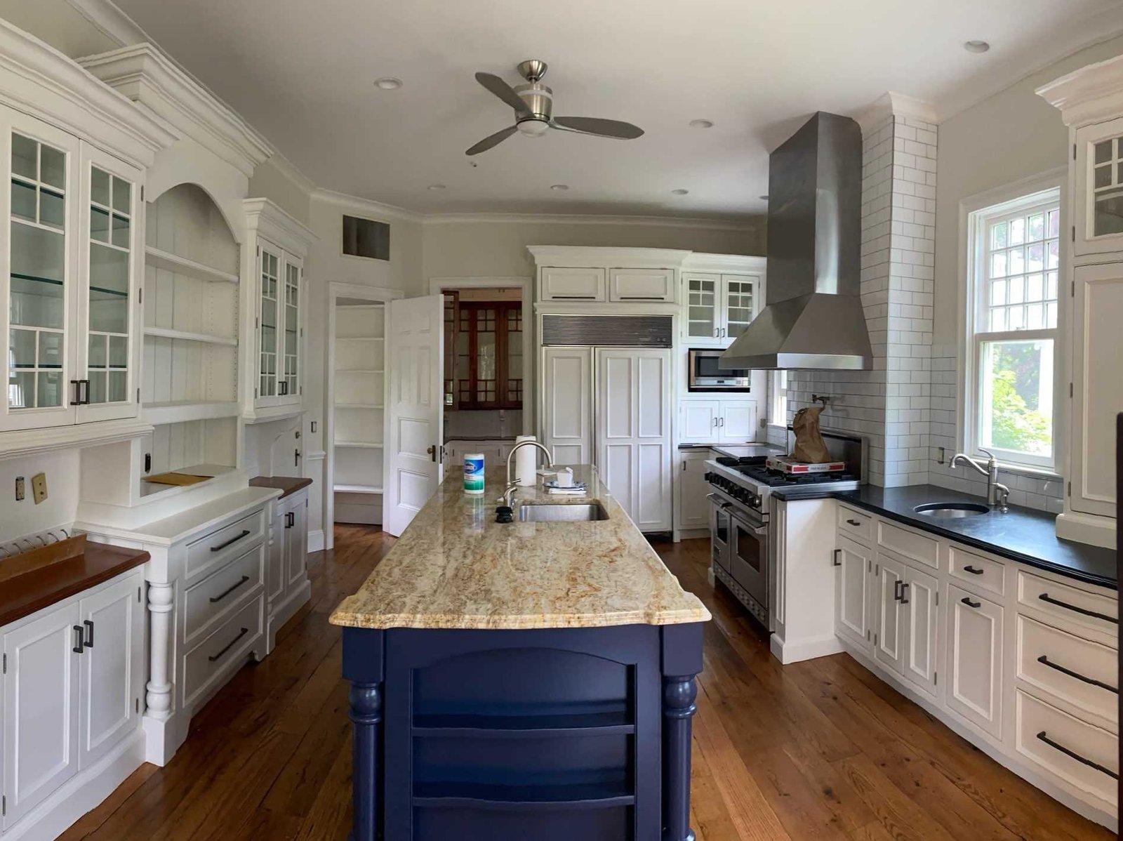 EkM Painting Llc
